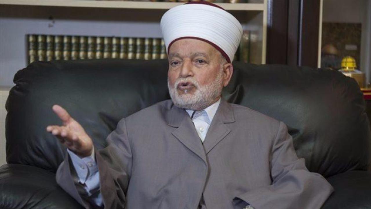 &Ouml;nce cumayı yasakladılar! Şimdi de m&uuml;ft&uuml;y&uuml;...