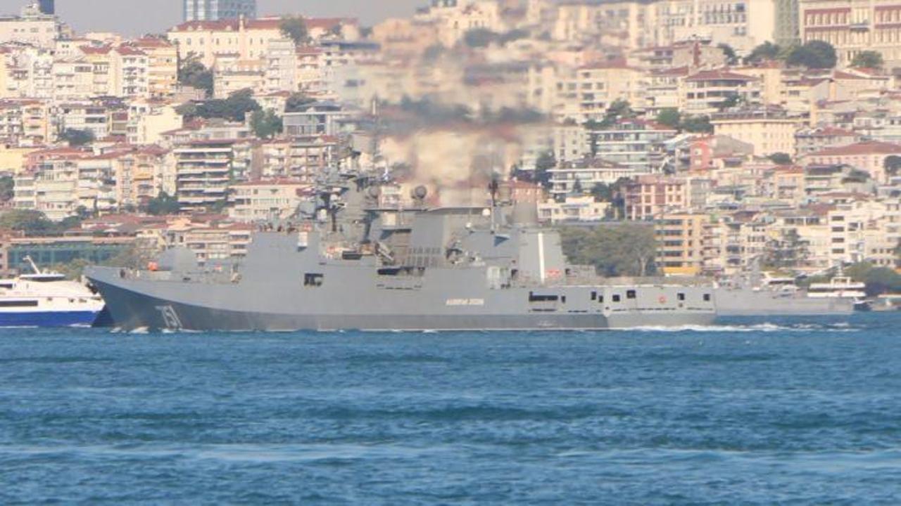 Rus savaş gemisi Ege denizine doğru yol aldı