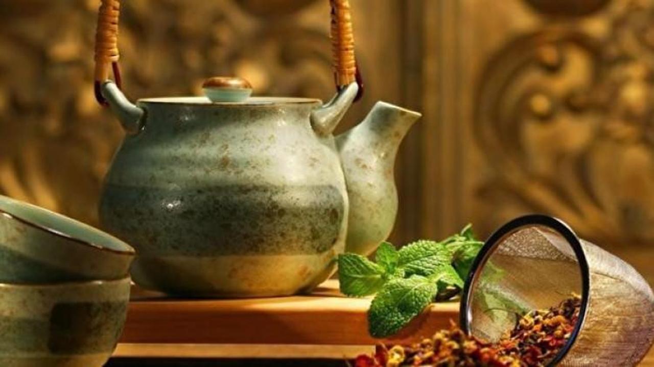 Detoks &ccedil;ayı nasıl t&uuml;ketilmeli?