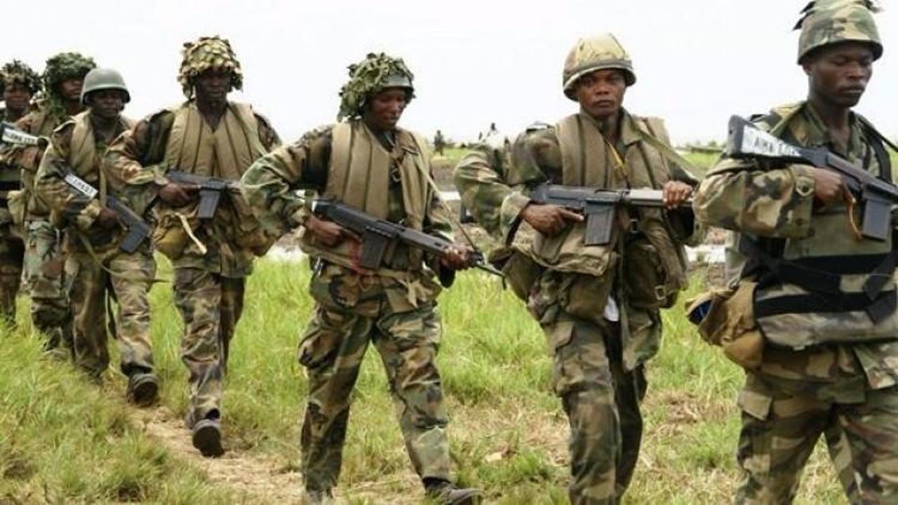 Kamerun'da askeri gemi battı: 34 asker kayıp