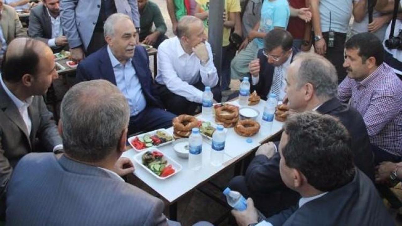 Bakanlar Fakıbaba ve &Ouml;zl&uuml;, esnaf ziyaretinde