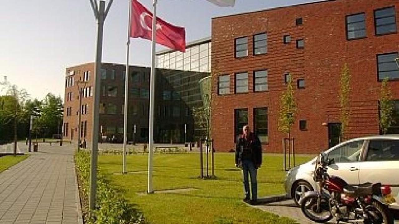 Hollanda'dan şaşırtan 'İslam okulu' kararı