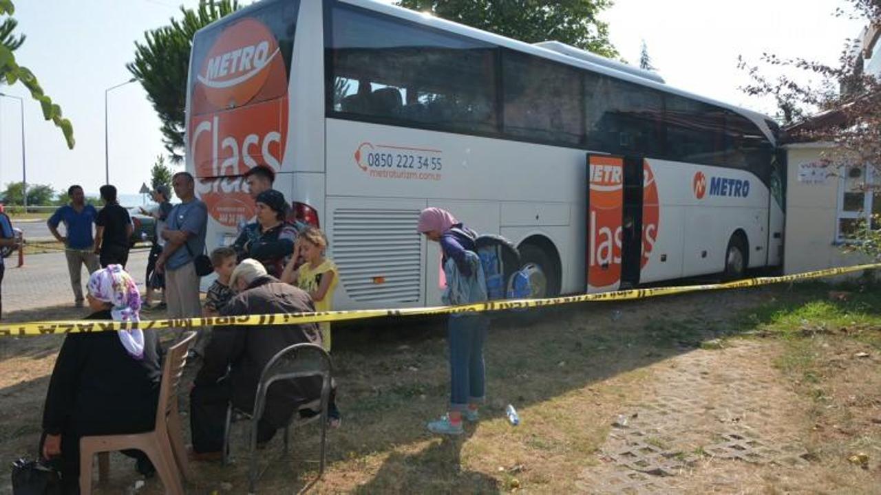 Ordu'da yolcu otobüsüyle kamyonet çarpıştı: 8 yaralı