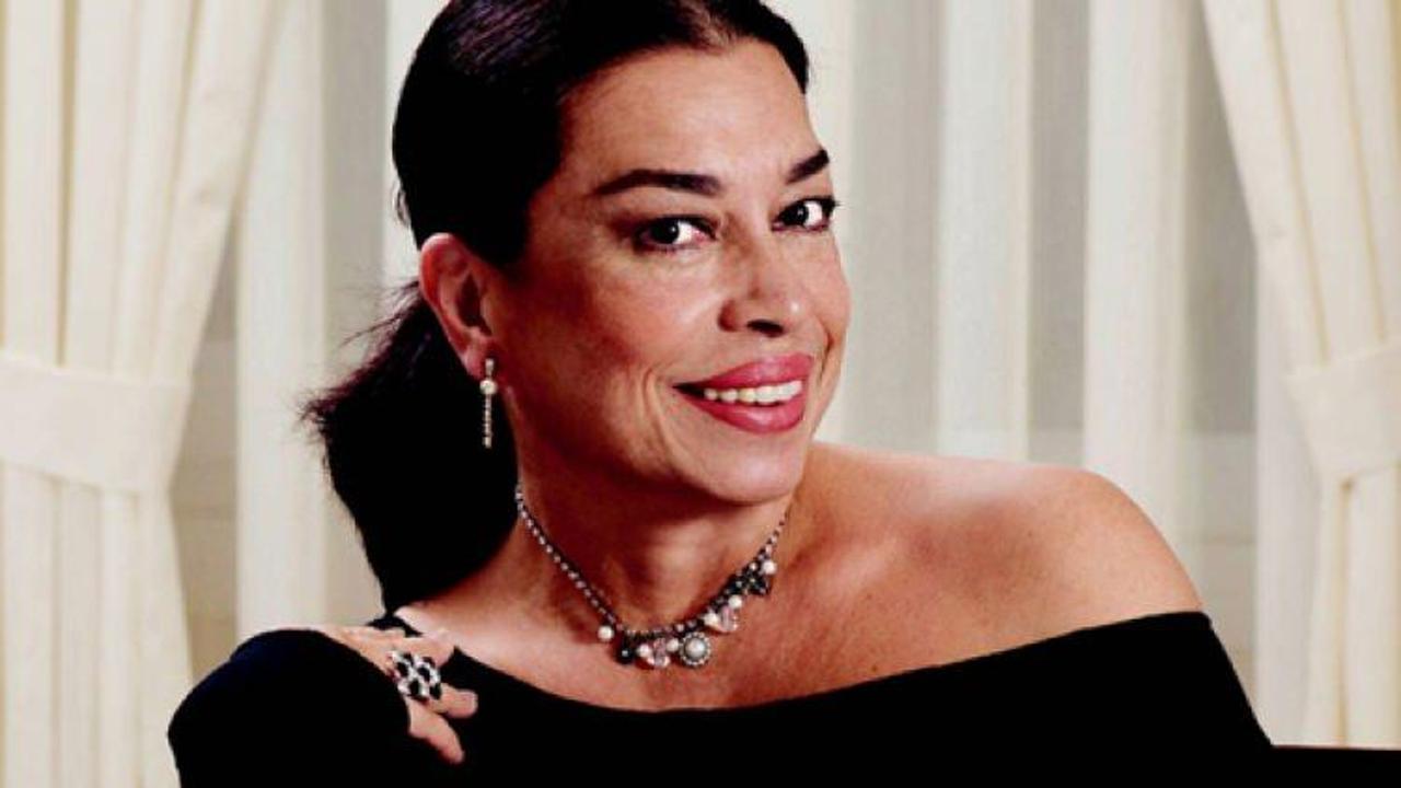 Selma G&uuml;neri meme kanserine yakalandı