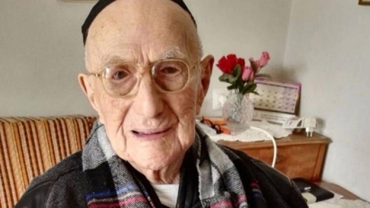 'Dünyanın en yaşlı erkeği' hayatını kaybetti