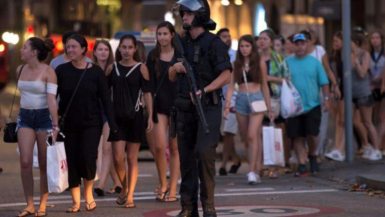 Ter&ouml;ristlerin bastığı restoranın sahibi konuştu