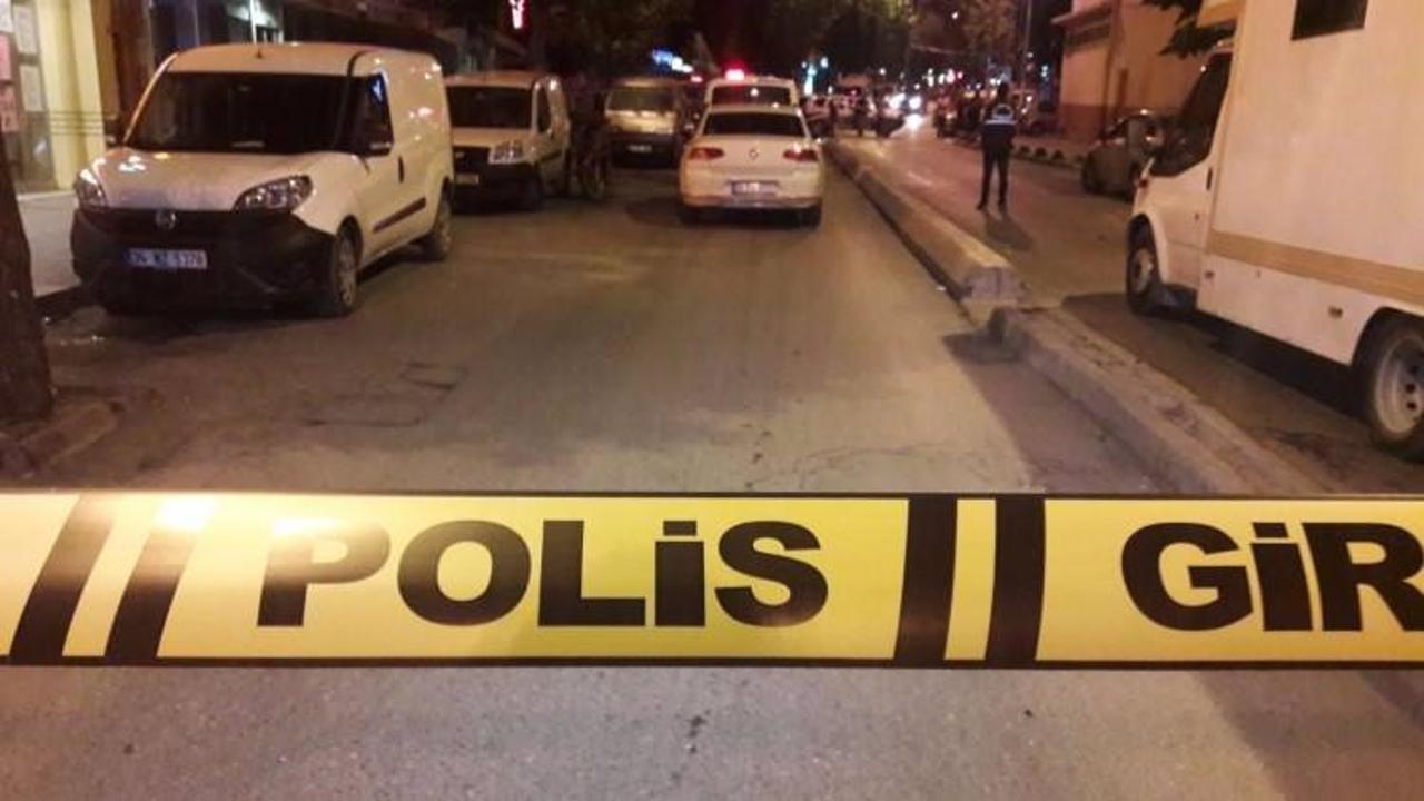 İstanbul'da olaylı gece: 1’i Polis 2 Yaralı!