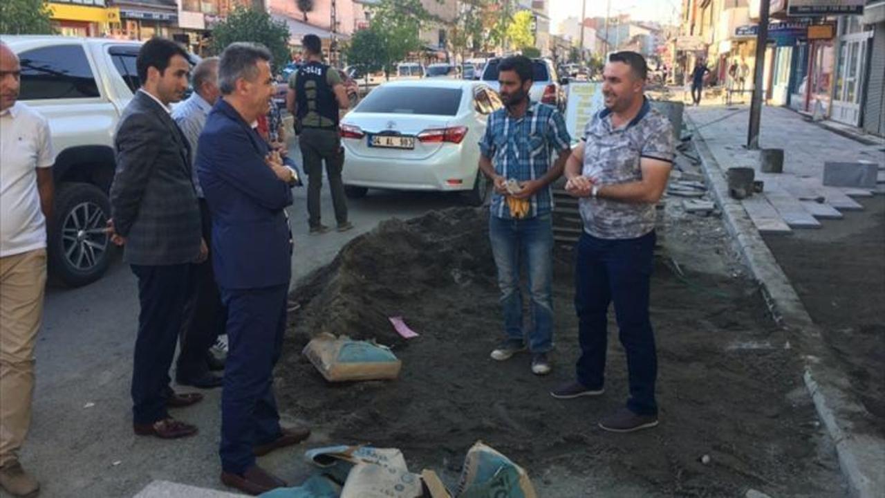 Vali Elban Eski Van Caddesinde inceleme yaptı