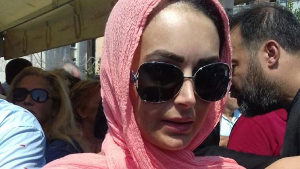 Vatan Şaşmaz'ın cenazesinde dikkat &ccedil;eken isim!