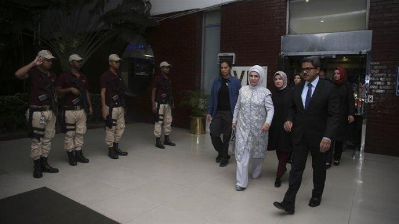 Emine Erdoğan Bangladeş'e gitti