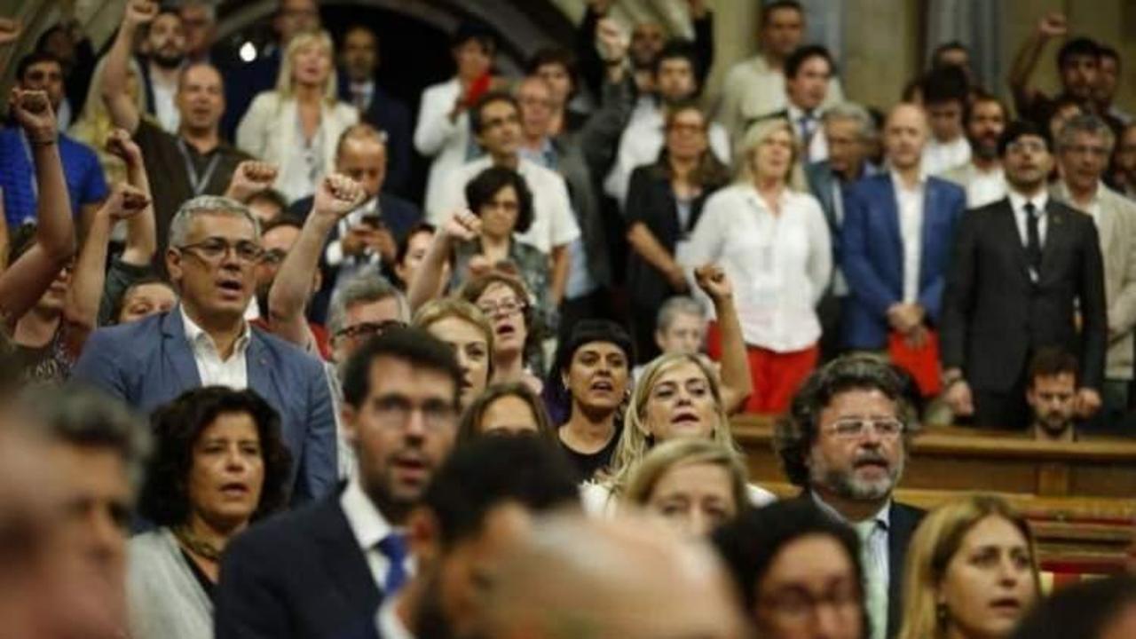 İspanya'da bağımsızlık referandumu i&ccedil;in flaş karar