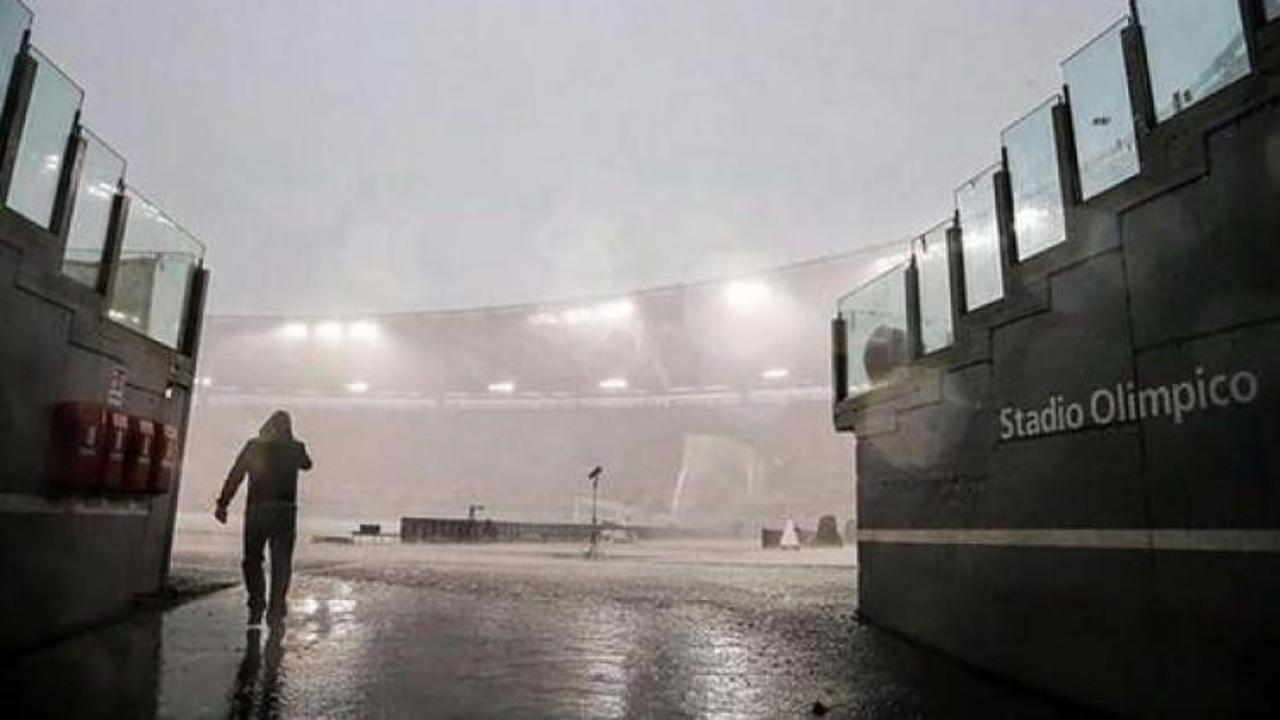 İtalya'da futbola yağmur engeli!
