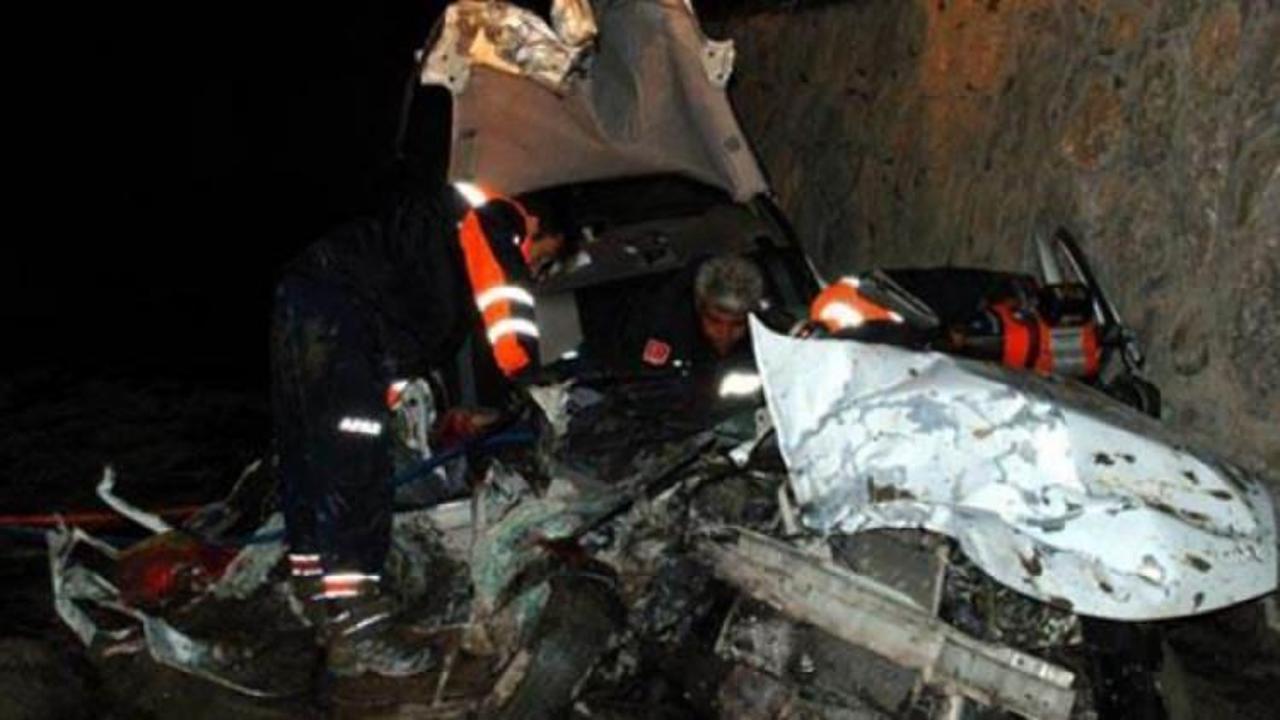 Erzincan&rsquo;da feci kaza!