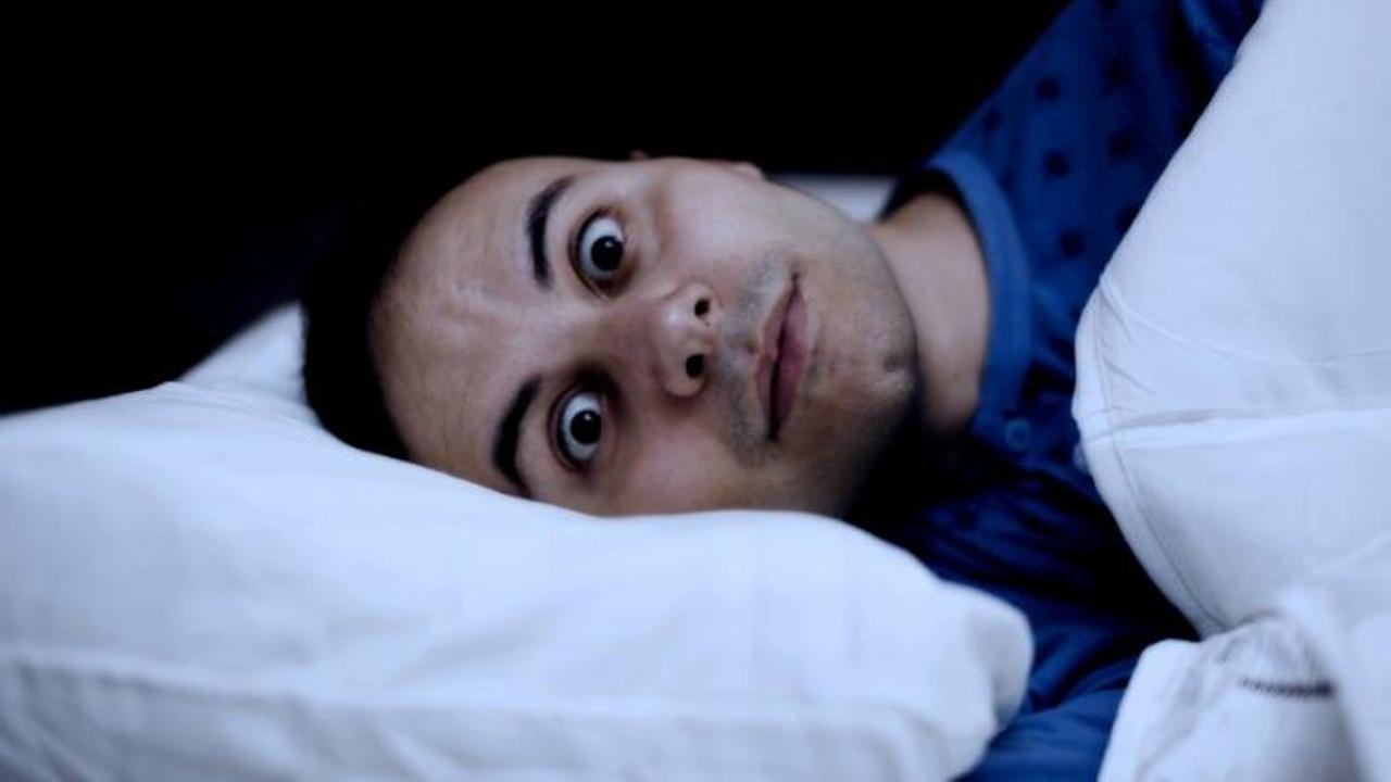 Uykusuzluk (insomnia) nasıl ge&ccedil;er? Uyuyabilmek i&ccedil;in..
