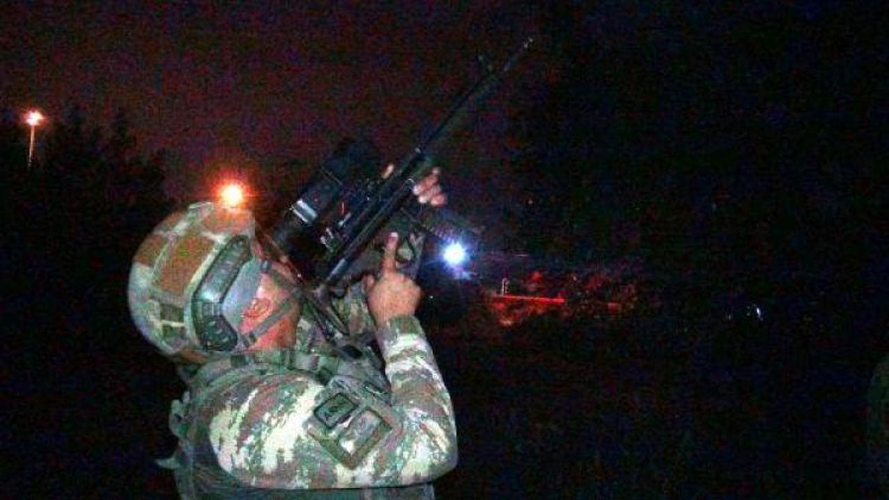 Çatışmada 2 polisi yaralayıp kaçtı