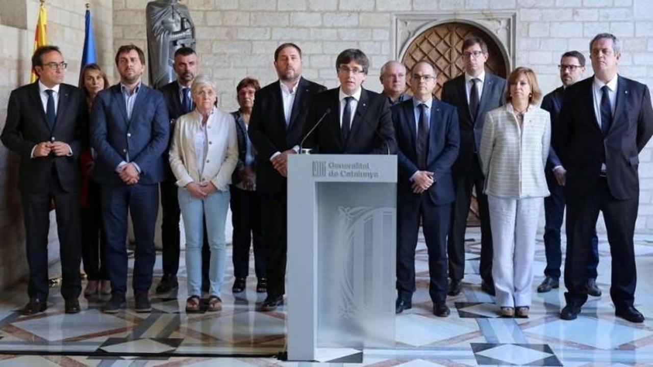 Katalan lider: Referandum yapılacak