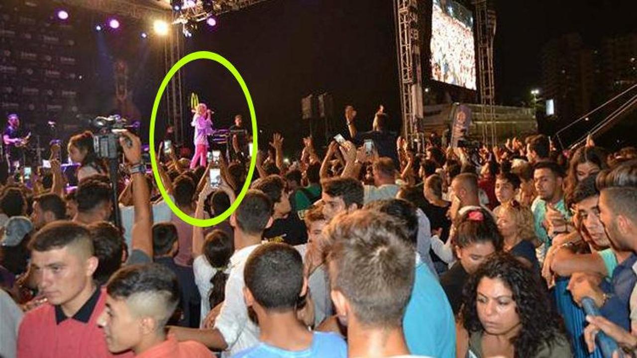 Adana'daki konserde Aleyna Tilki sahneyi terk etti 