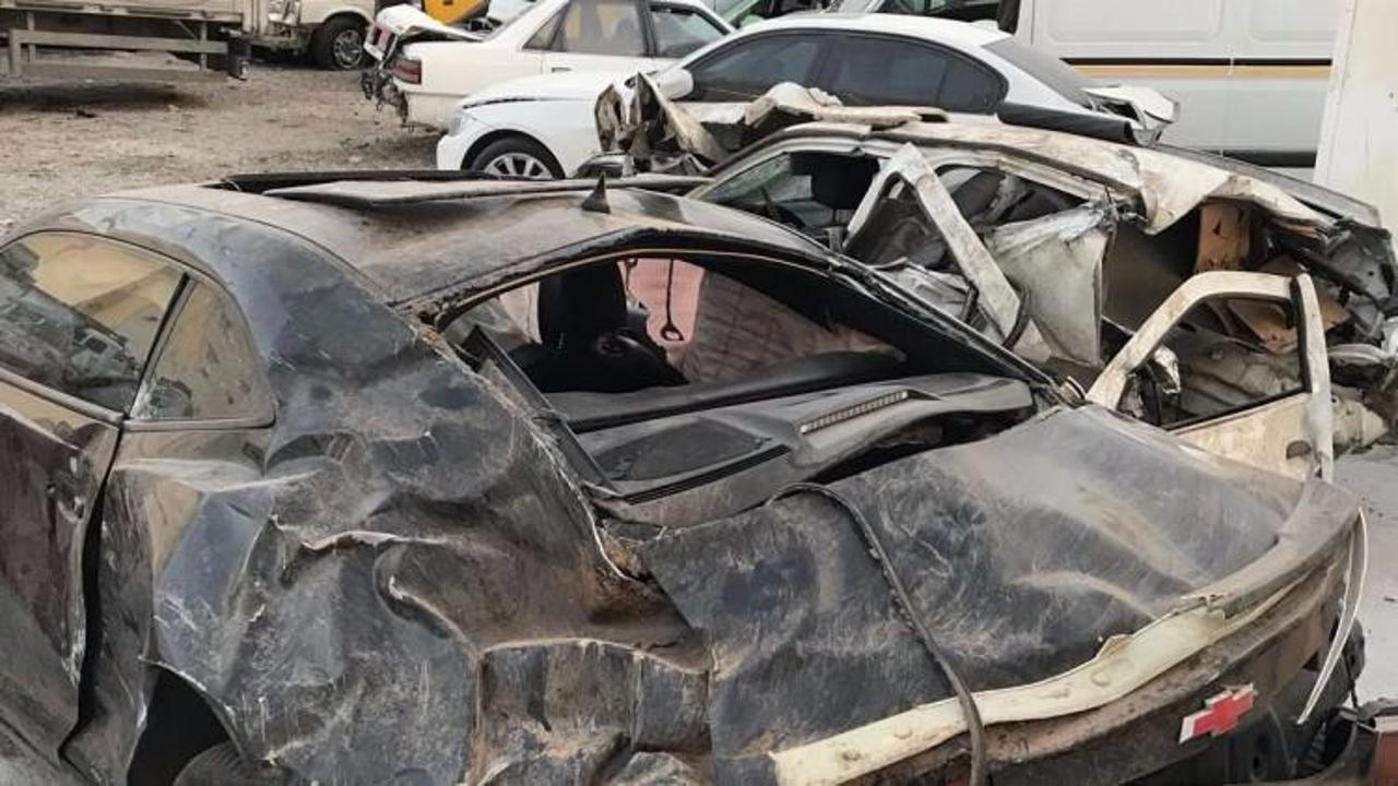 Emrah Serbes&rsquo;in otomobilinde skandal g&ouml;r&uuml;nt&uuml;