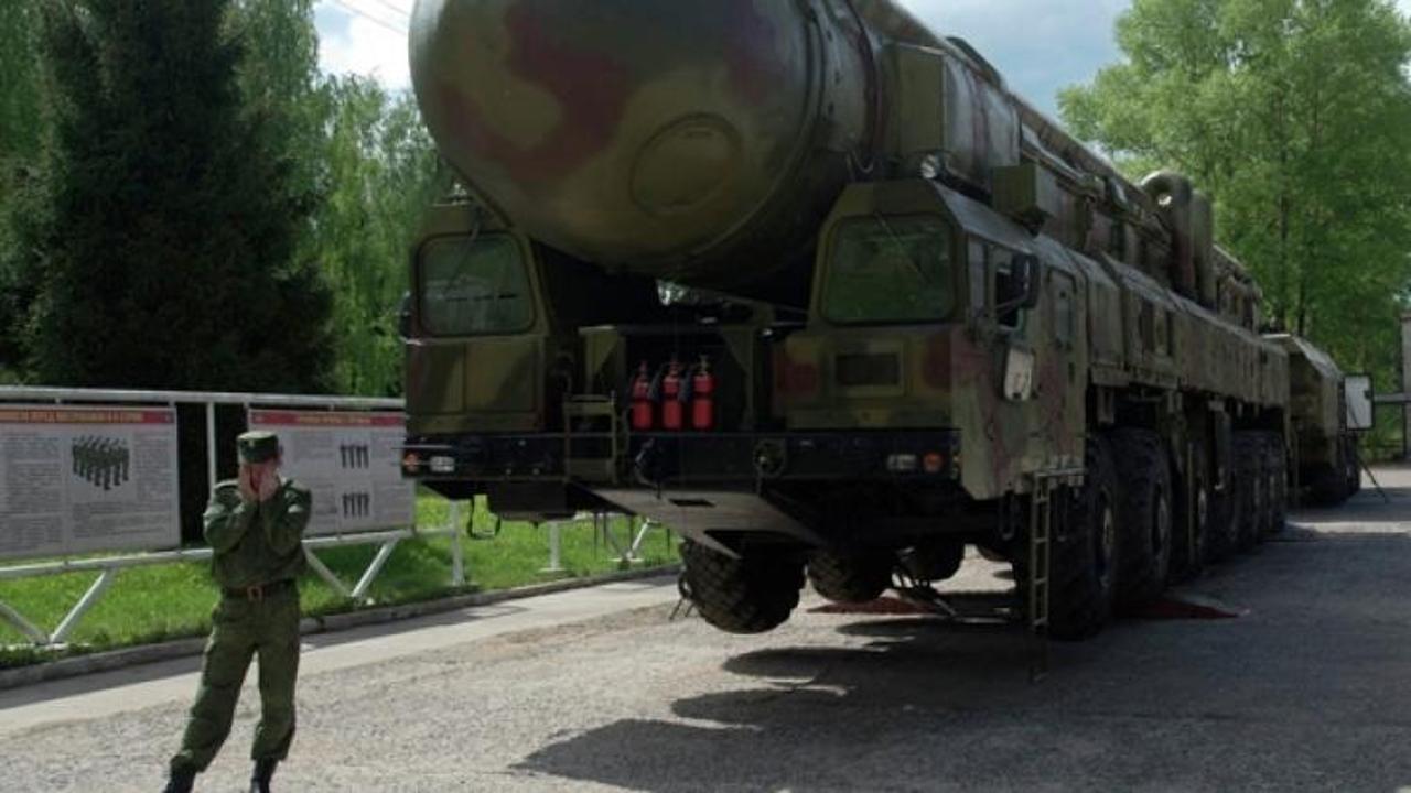 Rus ordusu, Topol kıtalararası füzesini denedi