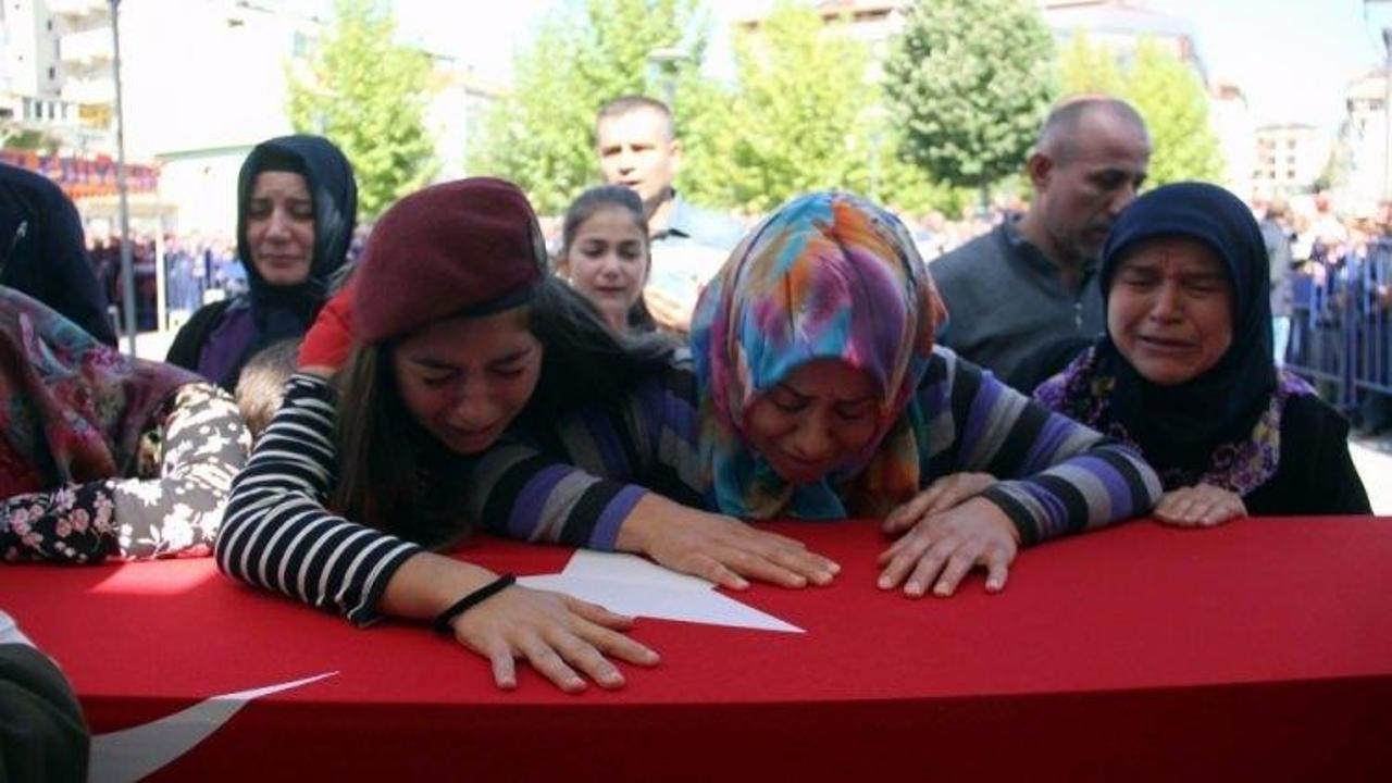 Şehit kızı y&uuml;rekleri dağladı