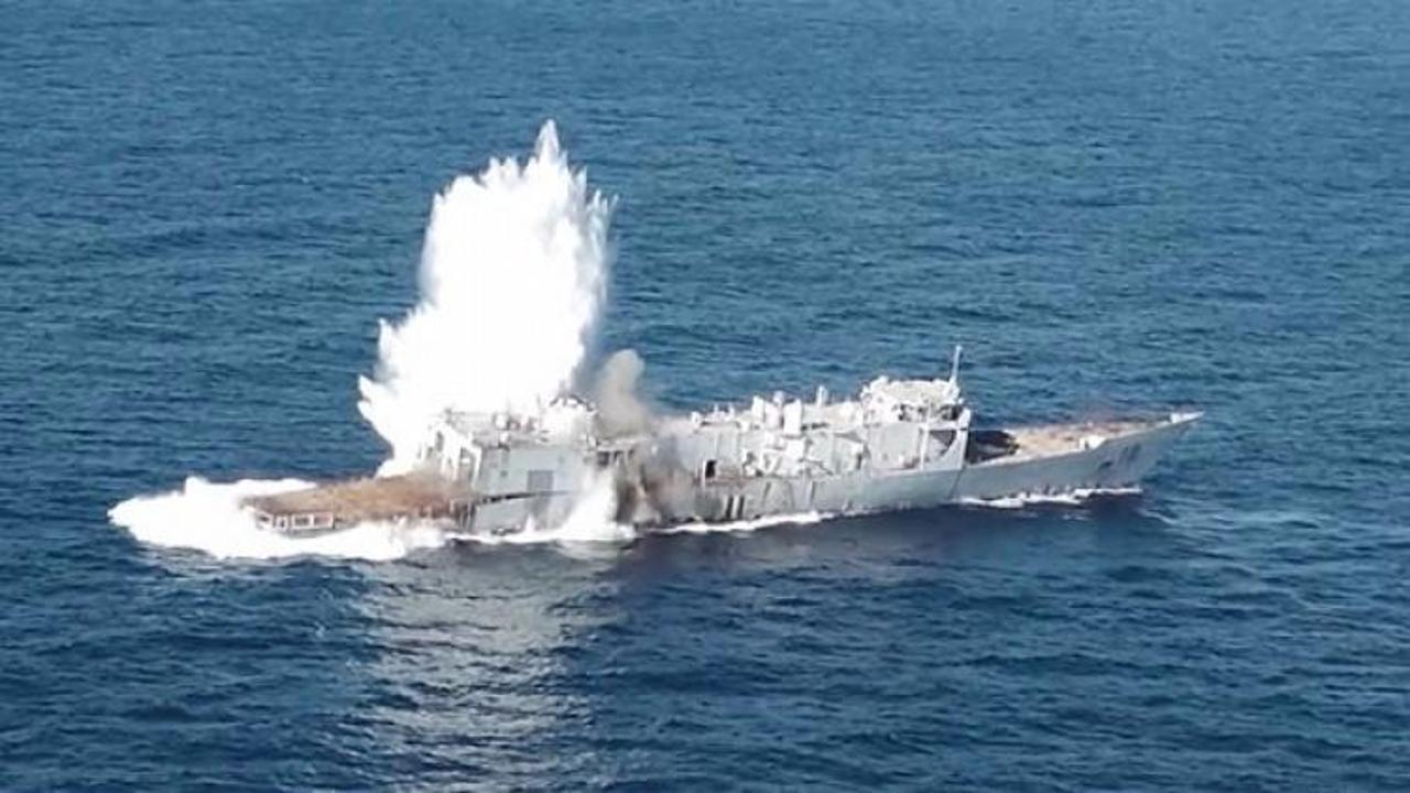 Türk denizaltısı tek vuruşta batırdı!