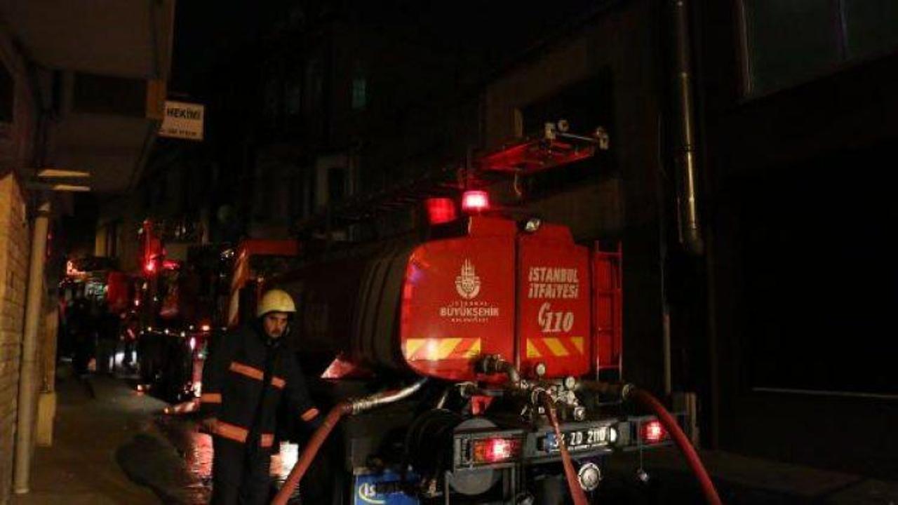 Beyoğlu'nda yangında aynı aileden 3 kişi yaralandı