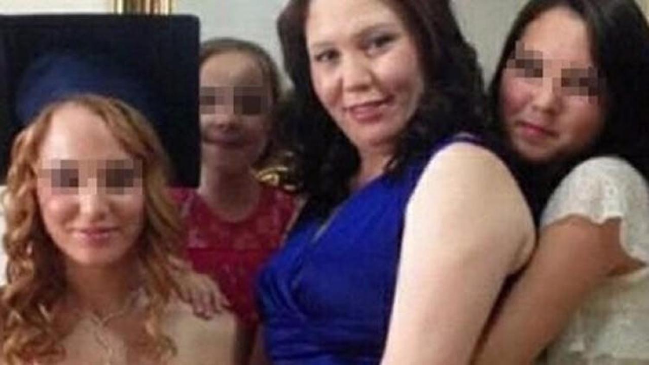 İzmir'deki cani kız kardeşlerin cezası kesildi