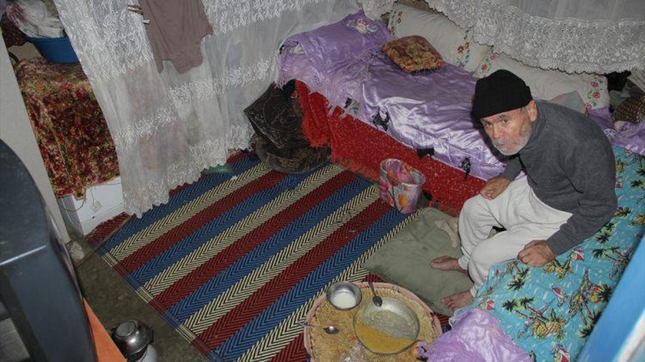 Yaşlı çiftin 10 metrekarelik odada yaşam mücadelesi