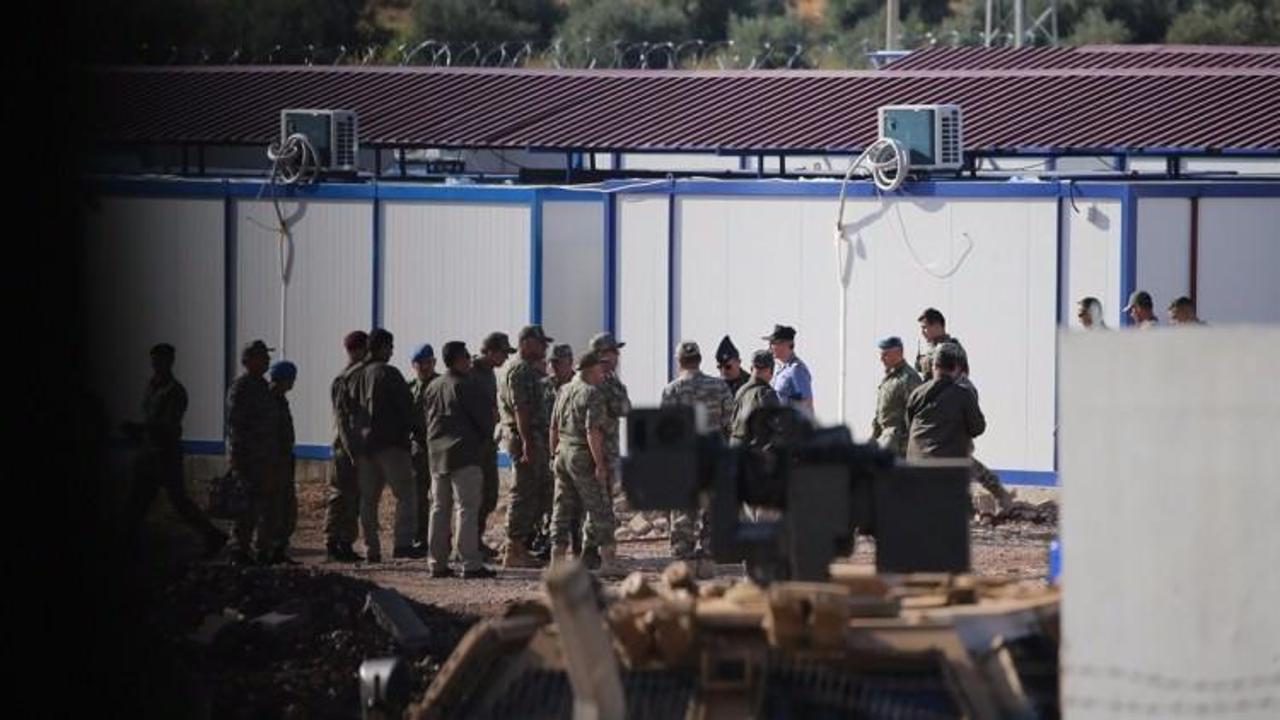 Hulusi Akar Suriye sınırında!