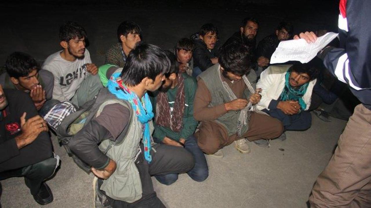  Sakarya'da 67 göçmen yakalandı