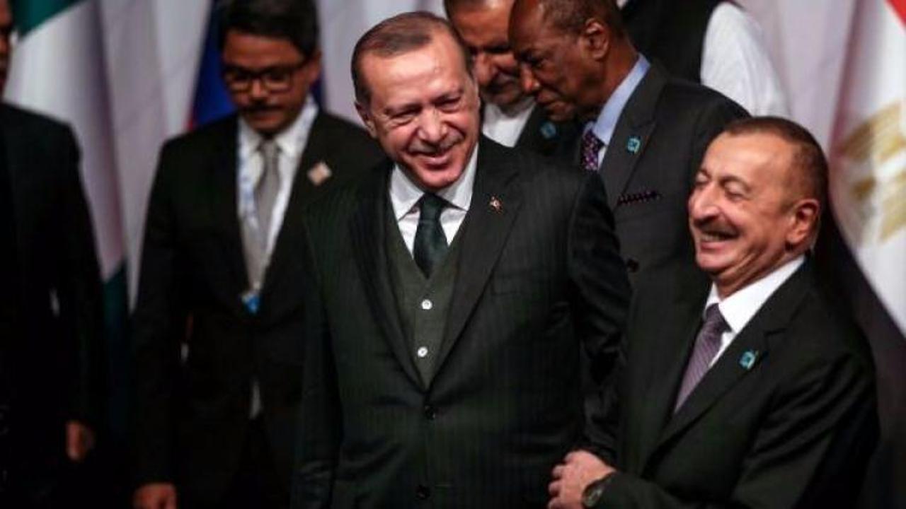 Erdoğan ile Aliyev'in neşeli anları
