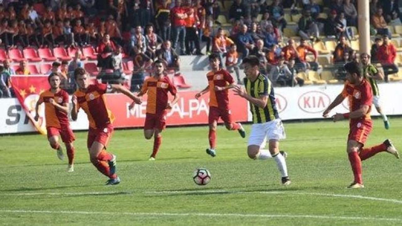 Günün ilk derbisinde kazanan Fenerbahçe!
