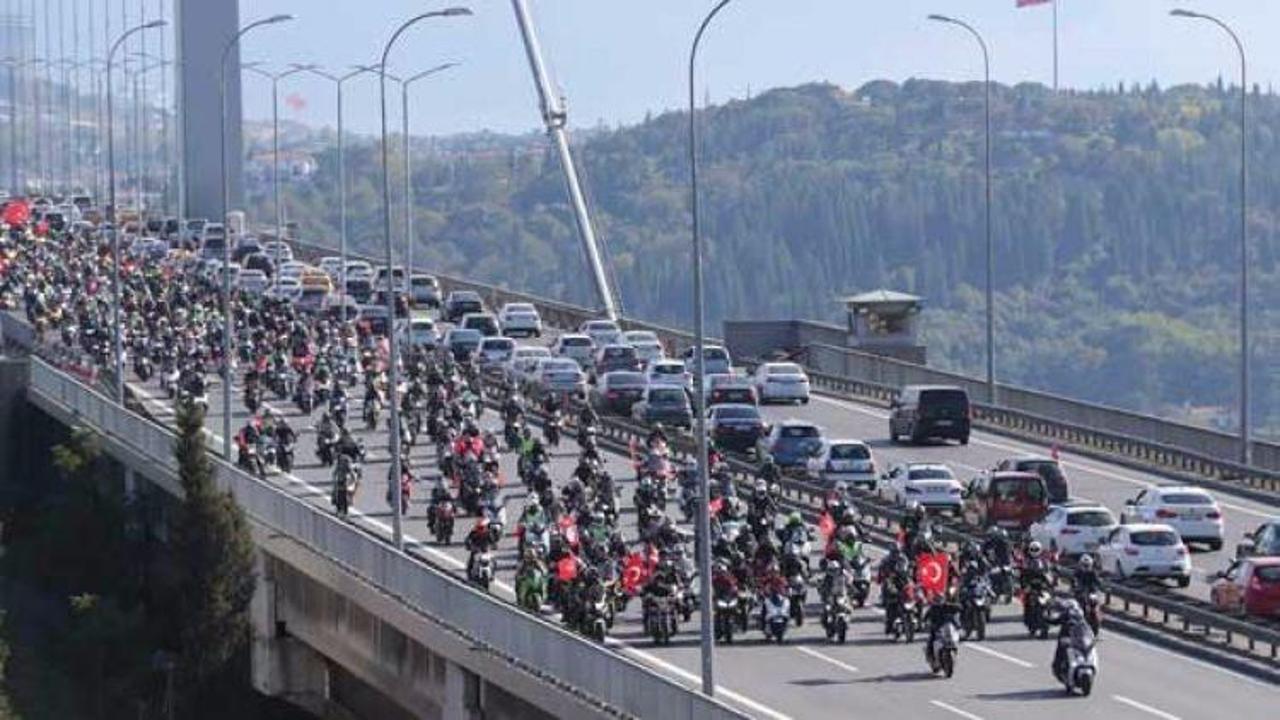 2 bin motosiklet ile Cumhuriyet' konvoyu!