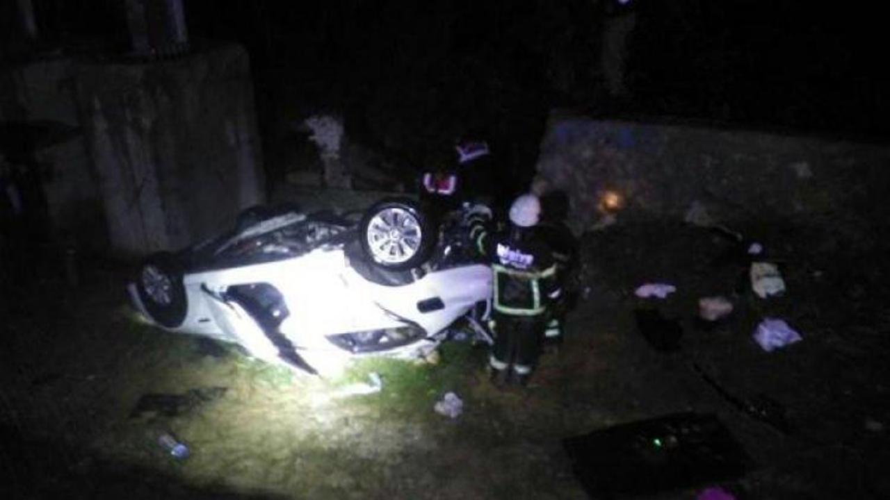 Köprüden uçan otomobildeki 2 kişi öldü