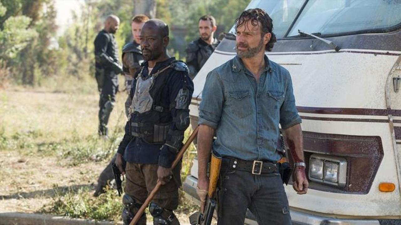 The Walking Dead 8 sezon 2 bölüm yayınlandı! İnternetten seyret...