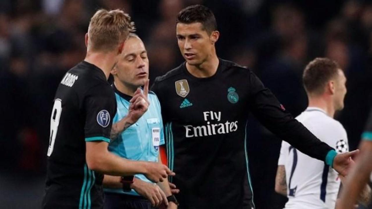 C&uuml;neyt &Ccedil;akır &ccedil;aldı Real Madrid dağıldı!