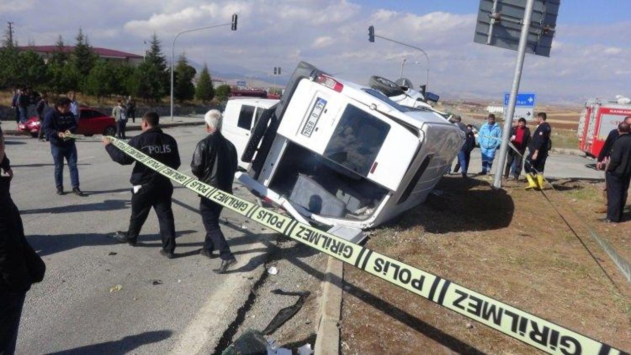 Kahramanmaraş&rsquo;ta kaza! &Ouml;l&uuml; ve yaralılar var