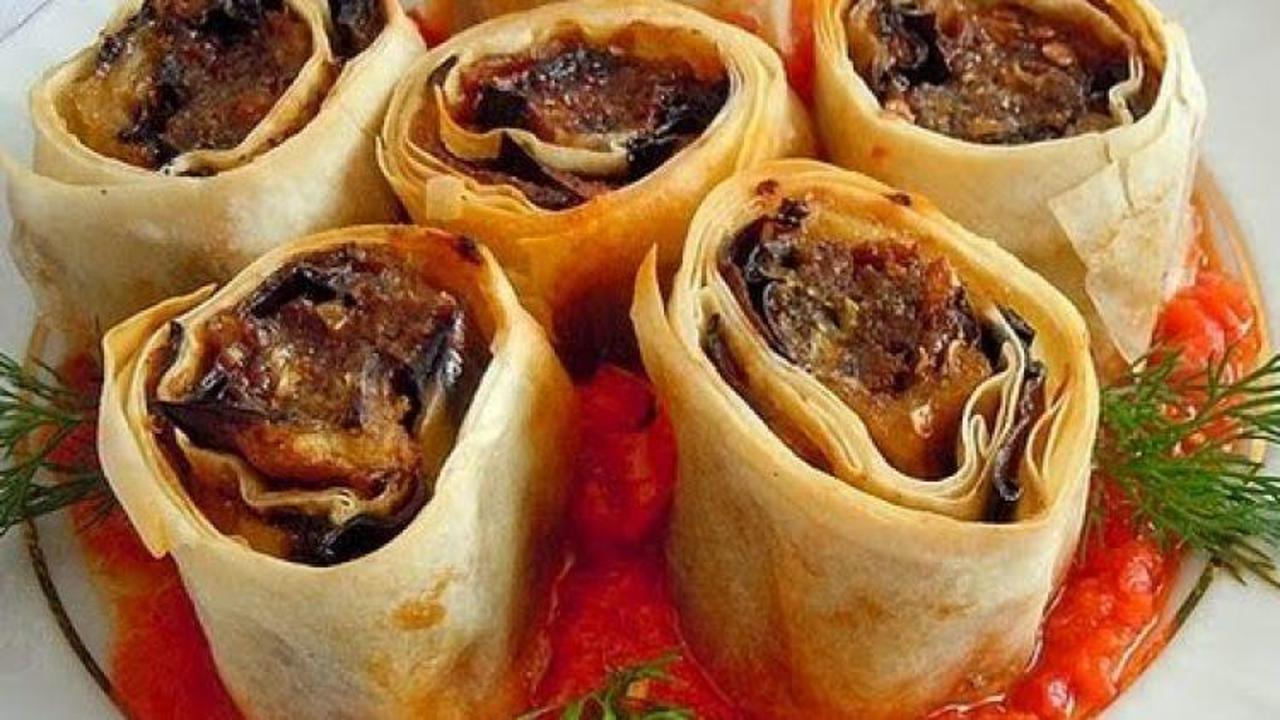 Patlıcan ve köfteli sarma tarifi