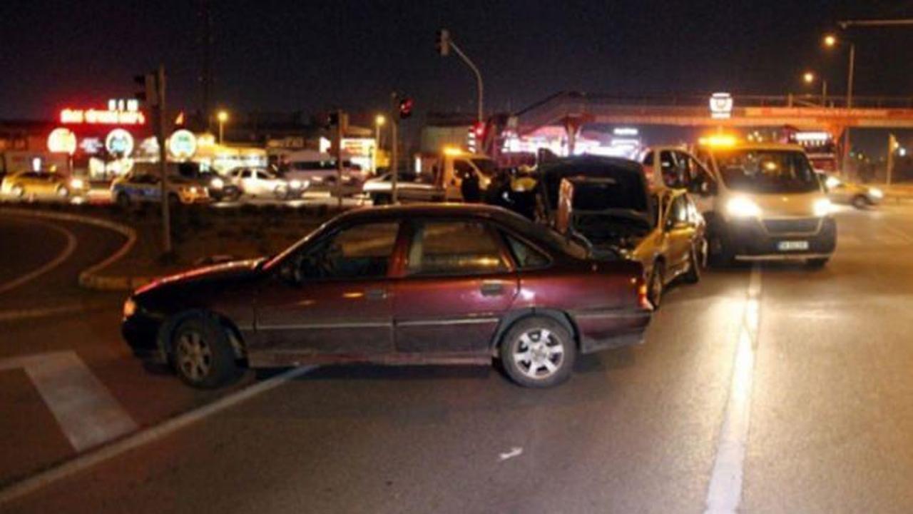 Sivas&rsquo;ta zincirleme kaza: 4 yaralı 