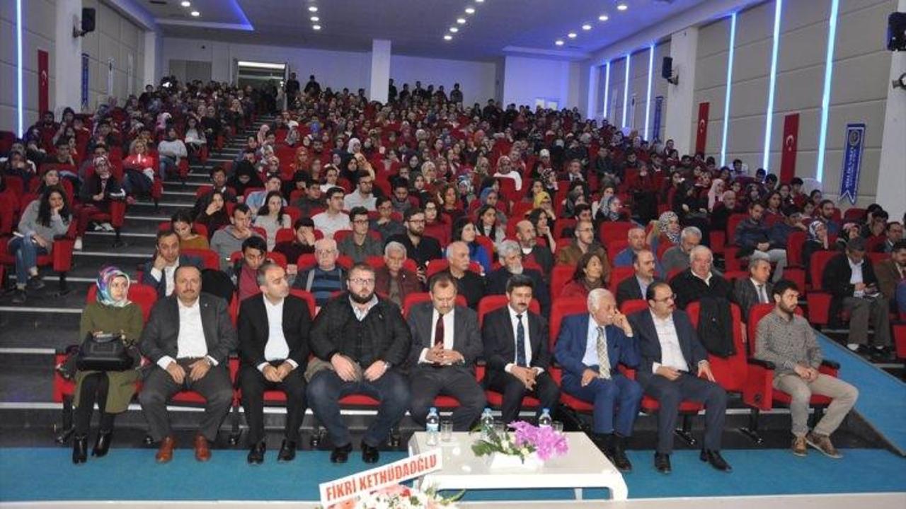 Bakanlıktan "Türkçemiz Geleceğimiz" konferansı