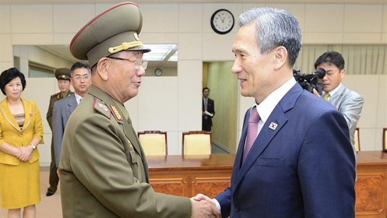 Güney Kore eski savunma bakanı tutuklandı