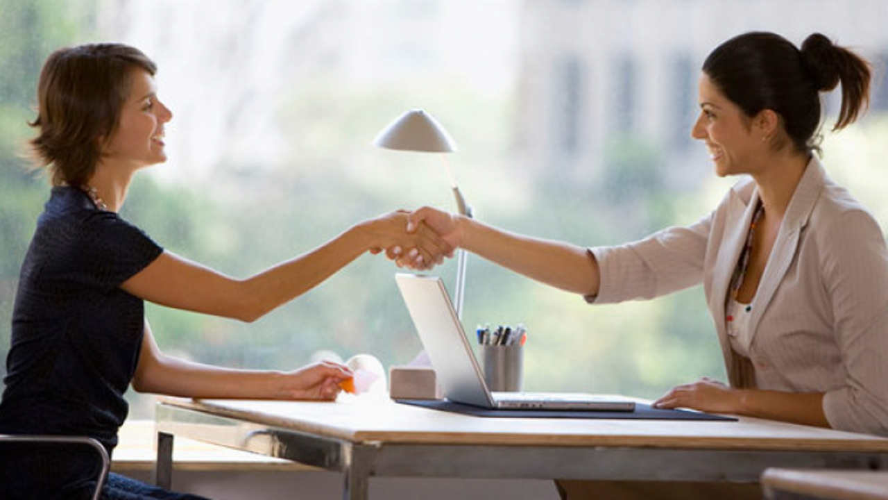 İş görüşmesinde nasıl giyinilmeli?