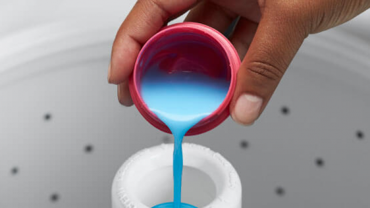 Evde çamaşır yumuşatıcı nasıl yapılır? 