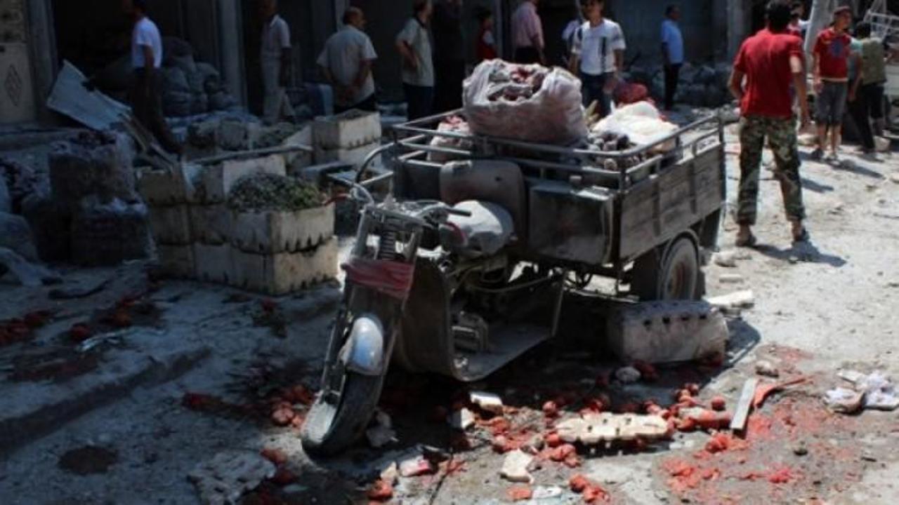 Halep'te pazar yerine hava saldırısı: 10 &ouml;l&uuml;