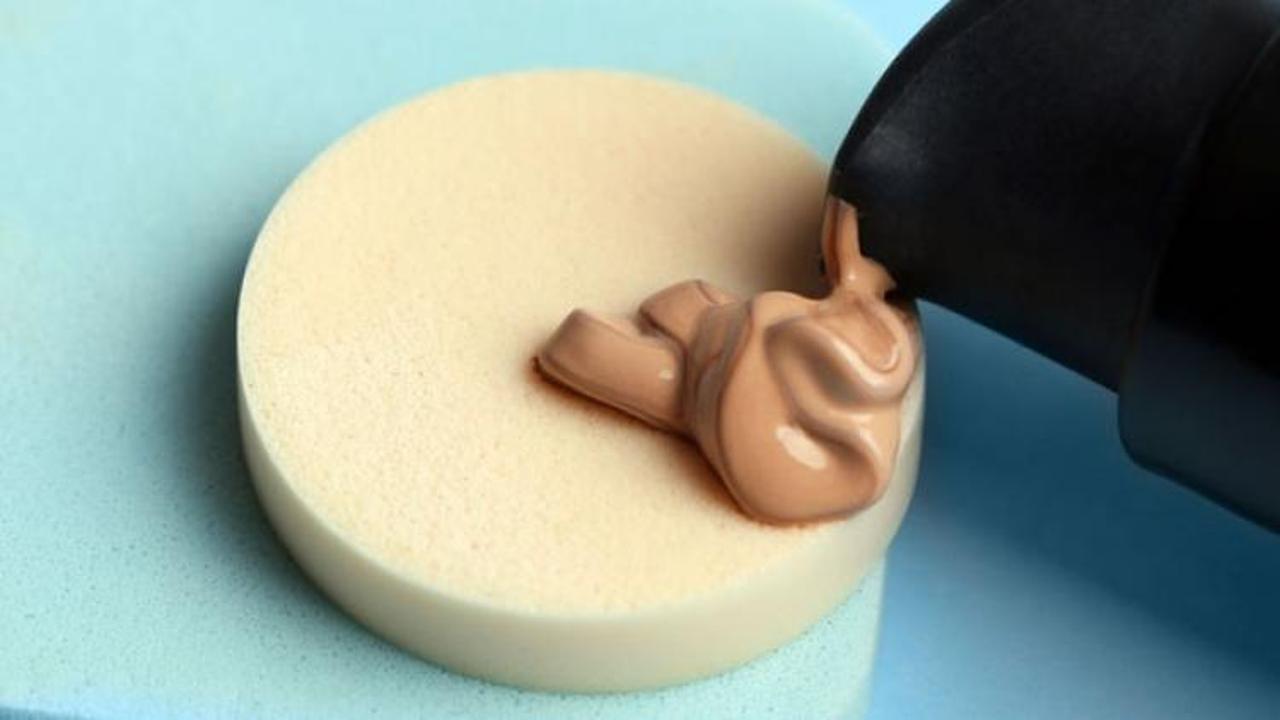 Makyaj malzemeleri lekeleri nasıl çıkar? 