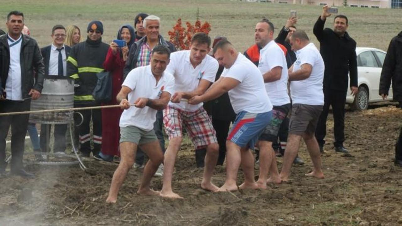 Sandıklı'da şifalı çamur festivali düzenlendi