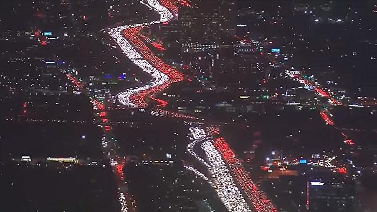 ABD'de hayat durdu! Milyonlarca kişi yollarda