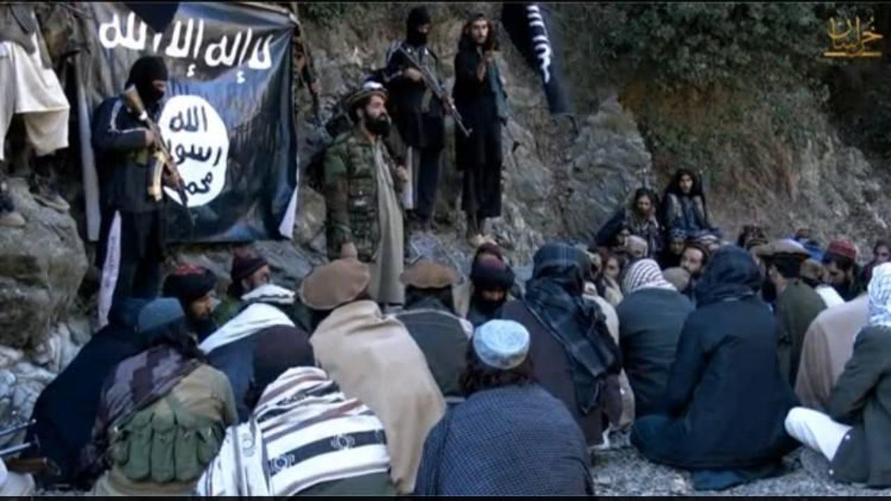 Afganistan'da 12 DEAŞ üyesi öldürüldü