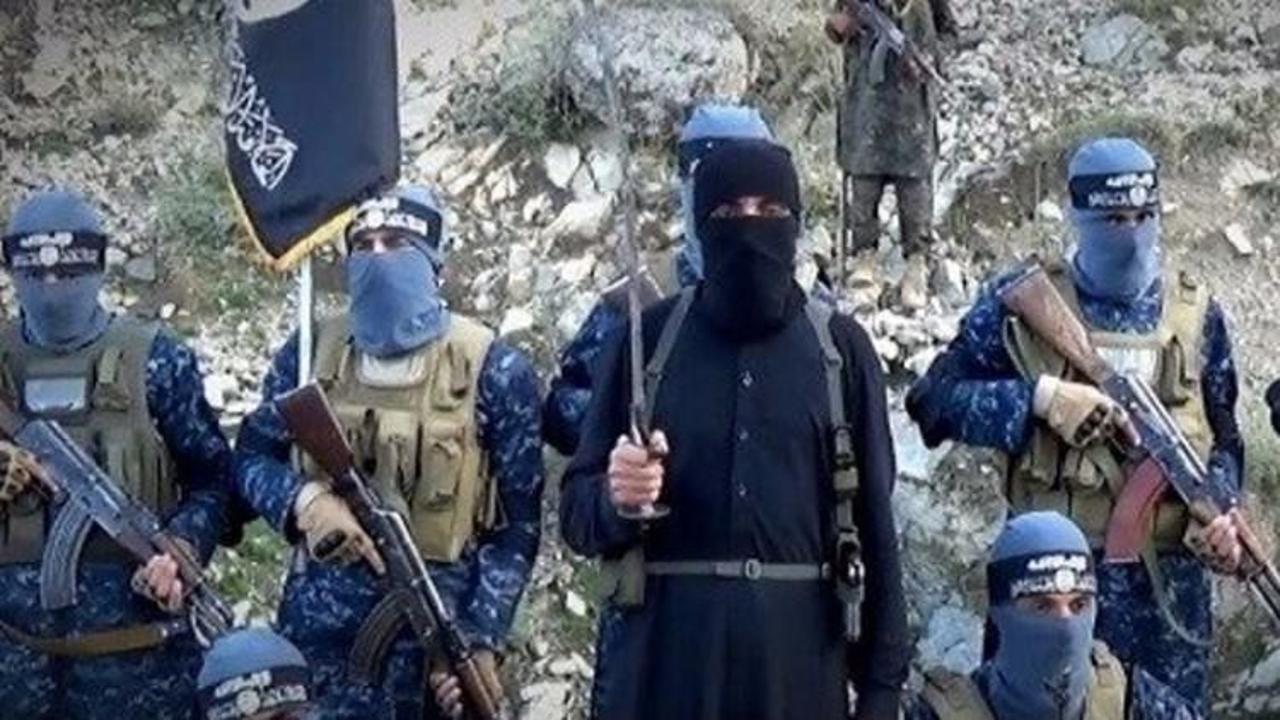 Afganistan'da 20 DEAŞ üyesi öldürüldü