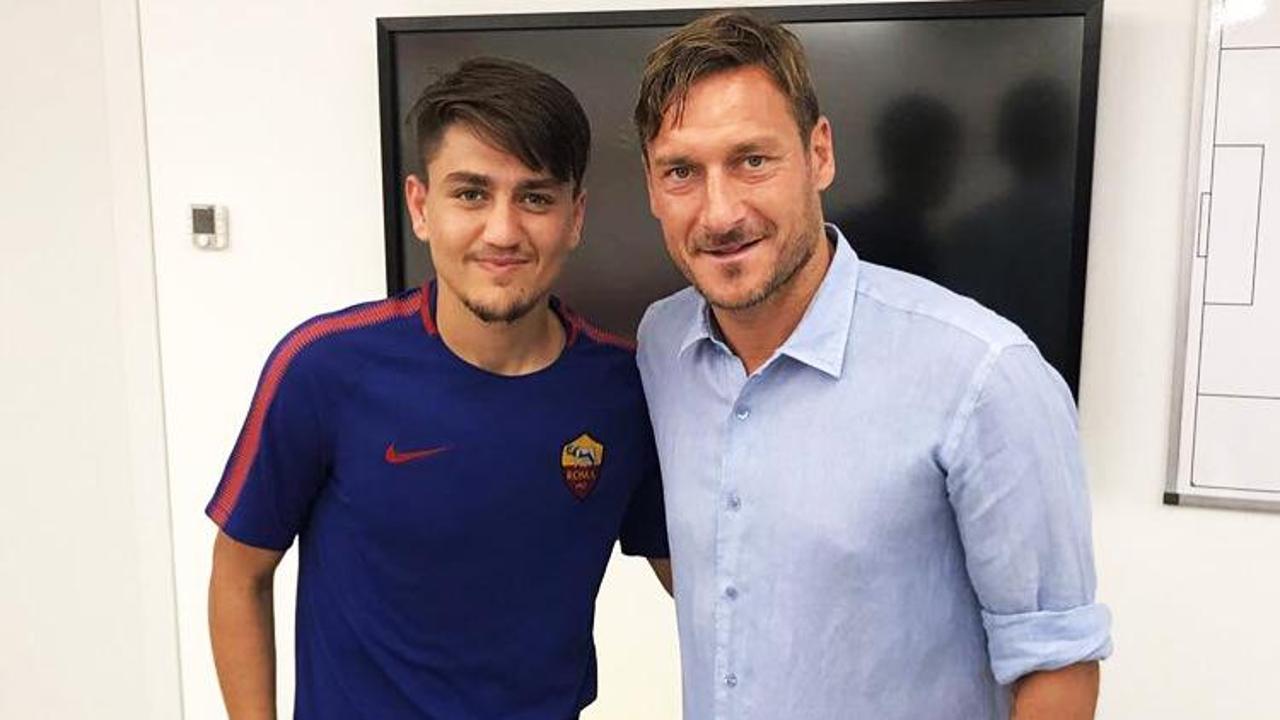 Cengiz Ünder, Totti ile karşılaşmasını anlattı